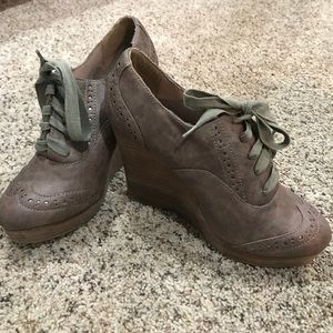 Restricted lace up wedges (like new)